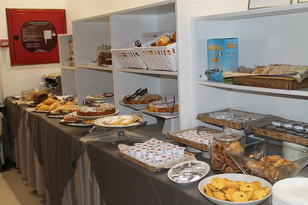 Hotel Sant'Elena Rimini 3*,
