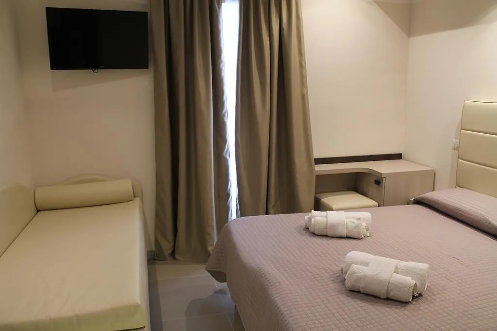 Hotel Sant'Elena Rimini 3*,  İtalya