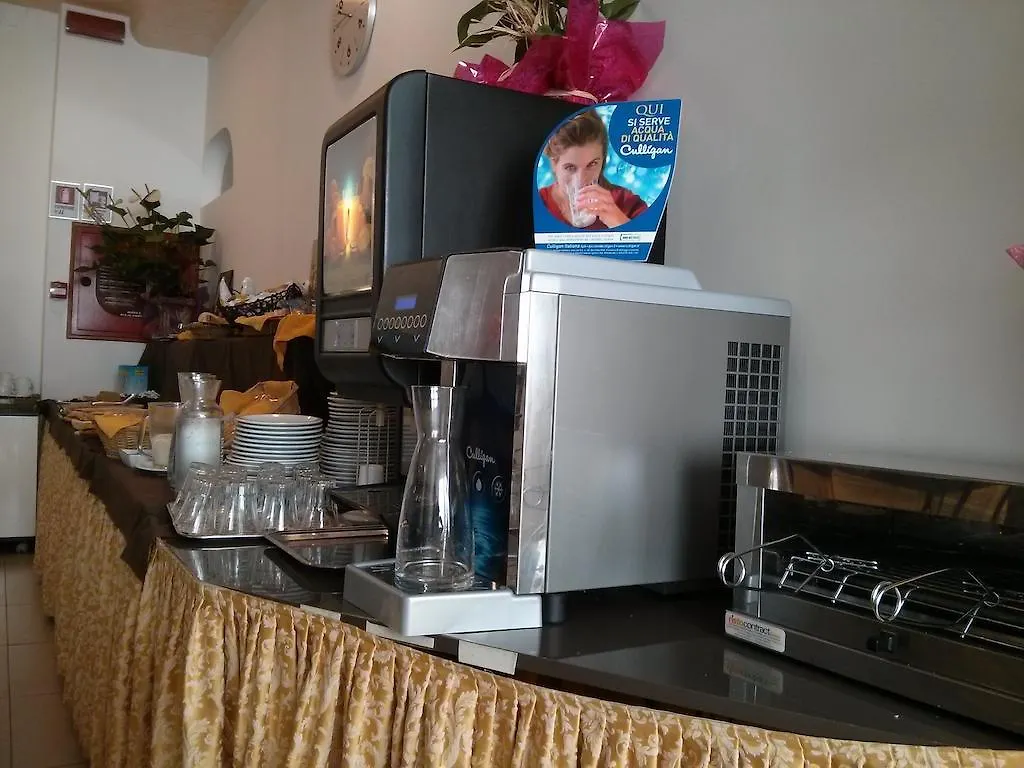 Hotel Sant'Elena Rimini 3*,