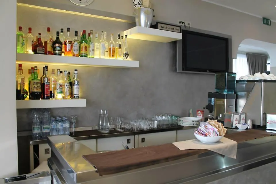 Hotel Sant'Elena Rimini 3*,  İtalya